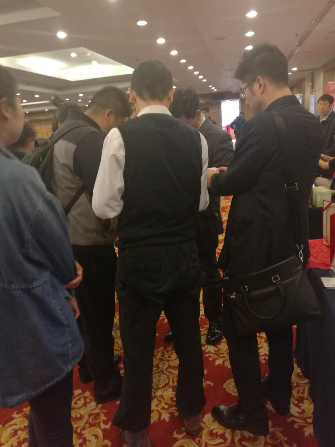 展臺咨詢演講3.jpg
